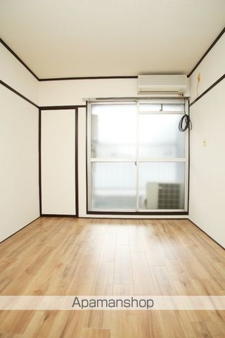 南森町ロイヤルハイツの内装写真