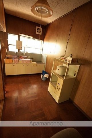 波多間アパートの内装写真