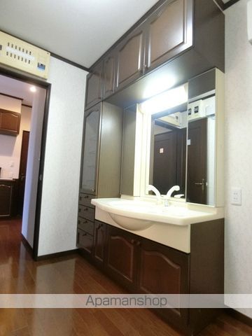 長谷戸建借家の内装写真