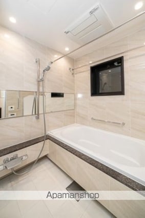 グランスイート千代田麹町[2SLDK/86.04m2]のバス