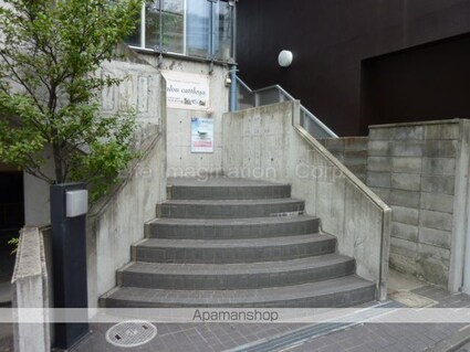 カンサ石山[1K/22m2]のエントランス