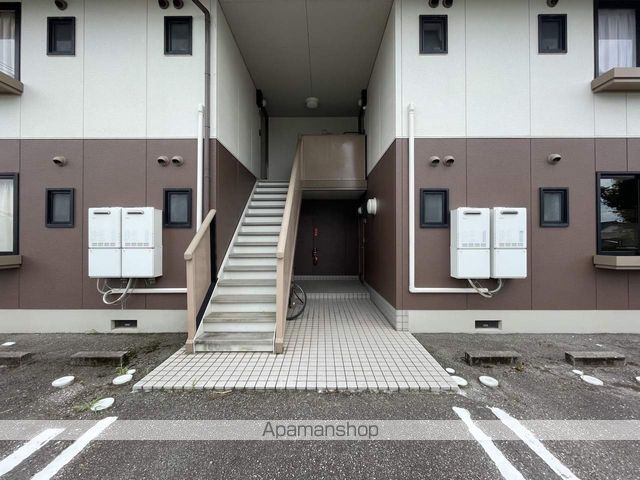 フレグランスエムの玄関写真