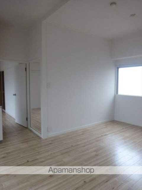 和歌山県和歌山市塩屋５丁目[2LDK/48.87m2]の内装2