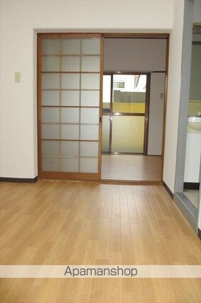 和歌山県和歌山市本町８丁目[1DK/29.62m2]のリビング・居間