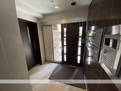 ライオンズマンション本町[1R/34.15m2]の共用部3