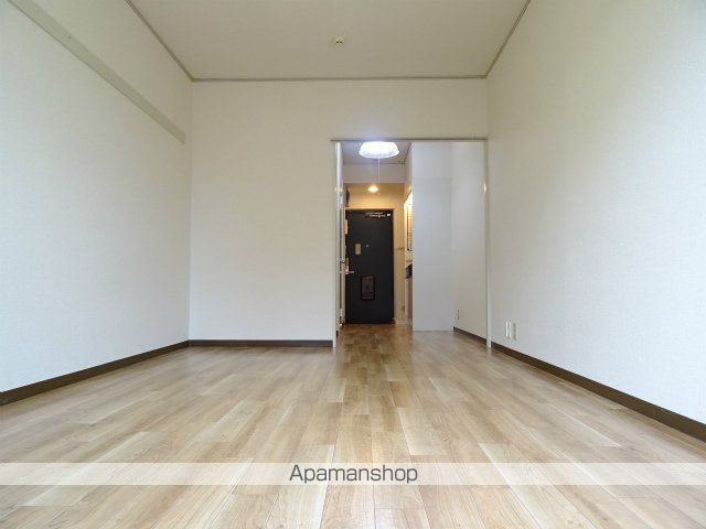 となりの花きゃべつの内装写真