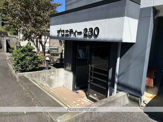 プロニティ230の玄関写真