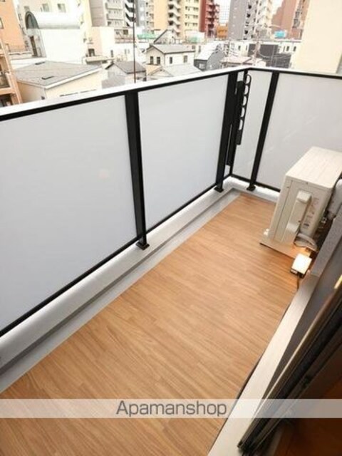 Ｔｈｅ　Ｖｅｒｌｕｘ　Ｔａｋａｎａｗａ[2LDK/70.73m2]のバルコニー