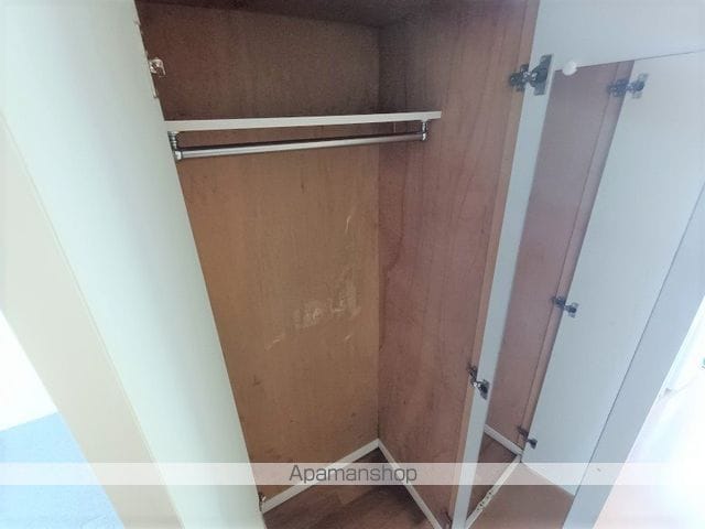 レオパレス菱屋西の内装写真