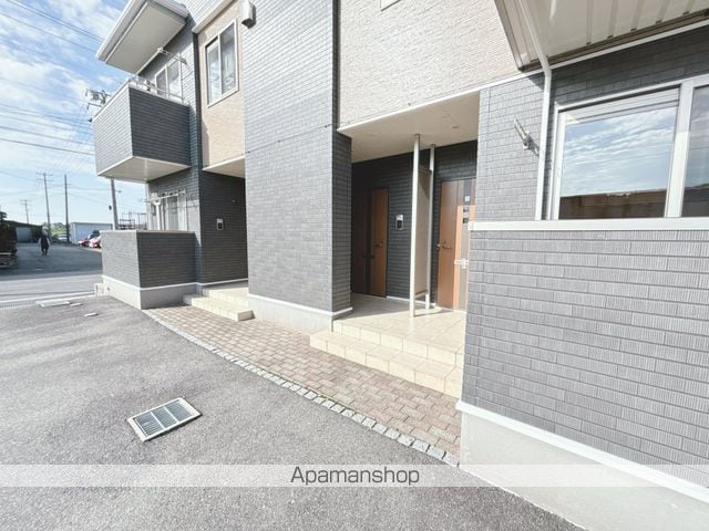 フェリーチェ Iの玄関写真