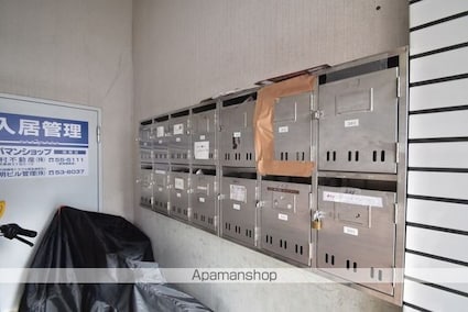 神山コスモビル[1R/19.83m2]のロビー