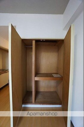 ブルーシャンピア芝川[1K/22.63m2]の収納