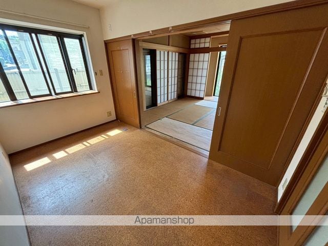 厚木市 2階建 築26年の内装写真