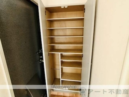 ウエストフィールド　Ｂ棟[2LDK/57.75m2]の内装1