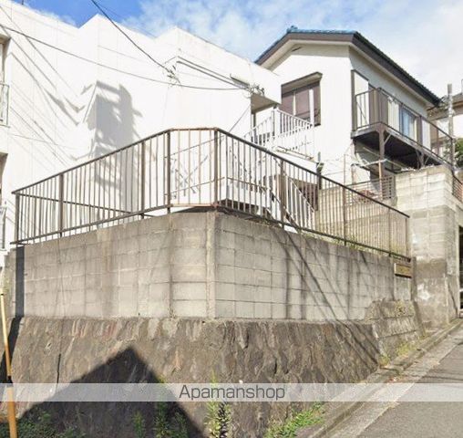 平和台コーポラスの玄関写真