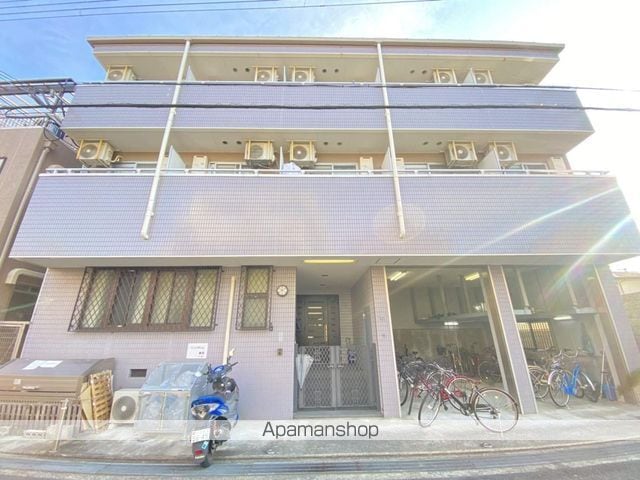 ギャレ蛍池 東館の外観写真