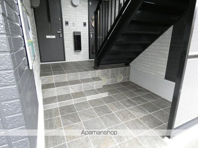 カサグランデM.K B棟の玄関写真
