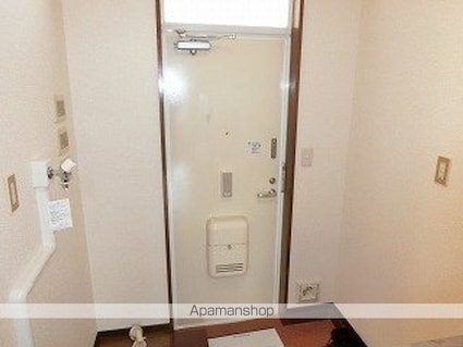 ホワイトコート前九年　Ａ[1K/23m2]の玄関