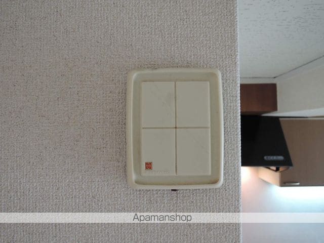 第一磯屋敷マンションの内装写真