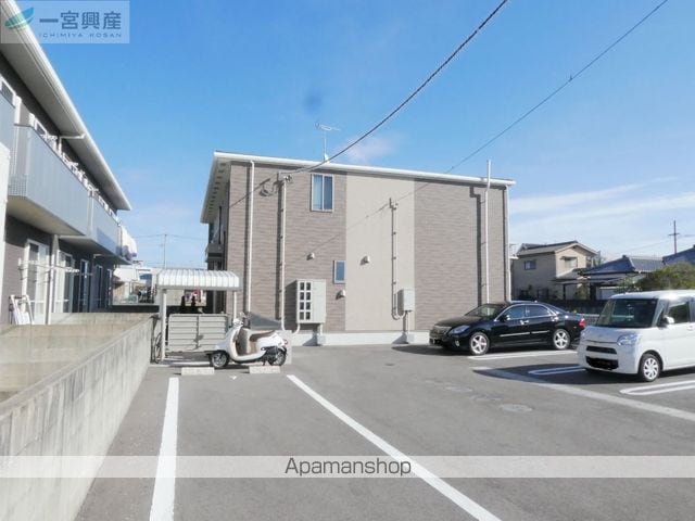 グランデュール南斎院の外観写真