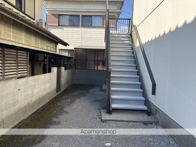 高知県高知市竹島町[2K/40m2]のエントランス