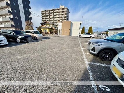 レオパレスマーガレット[1K/23.18m2]の駐車場2