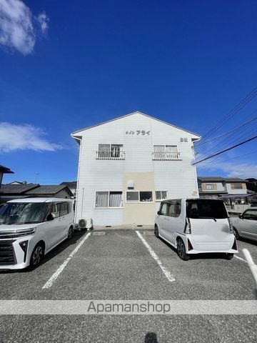 メゾンアライBの外観写真