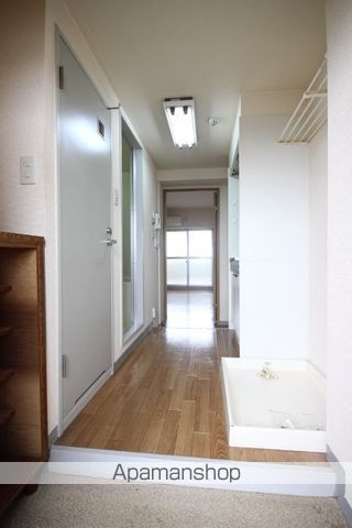 サンローレル串戸の内装写真