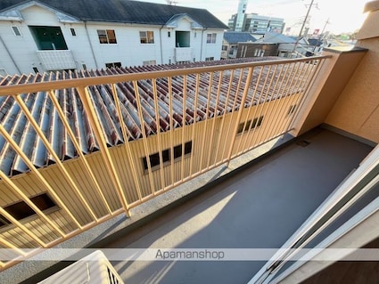 メゾン八幡[3DK/58m2]のバルコニー