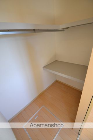 オーリスヨシダの内装写真