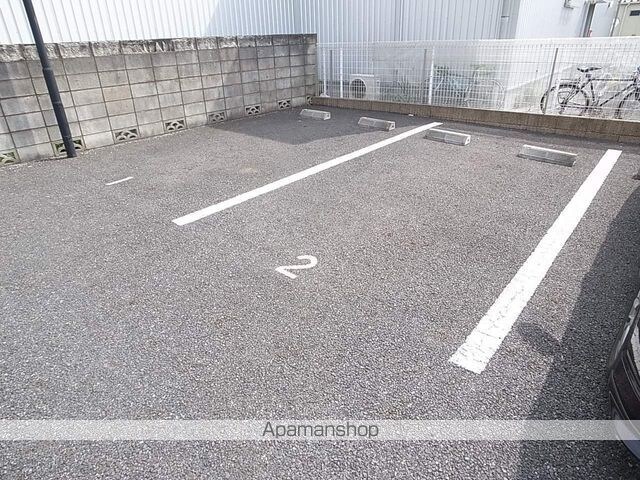 グレイス[1K/29.6m2]の駐車場