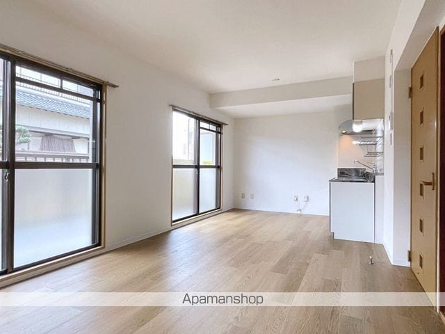 長屋マンションの内装写真