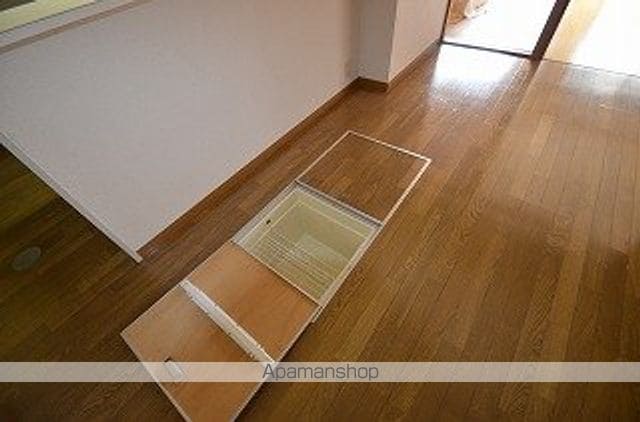 清水ハイツの内装写真