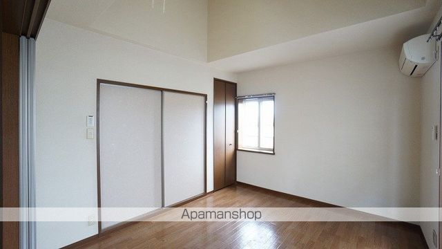 ジョワイユーマーサ C棟の内装写真