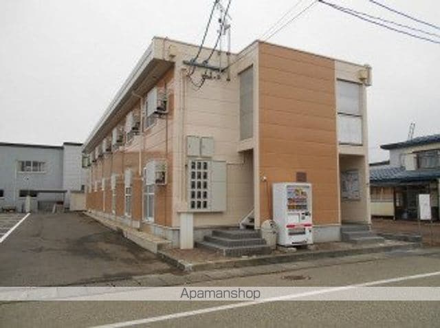 レオパレスサンパーク白金の外観写真