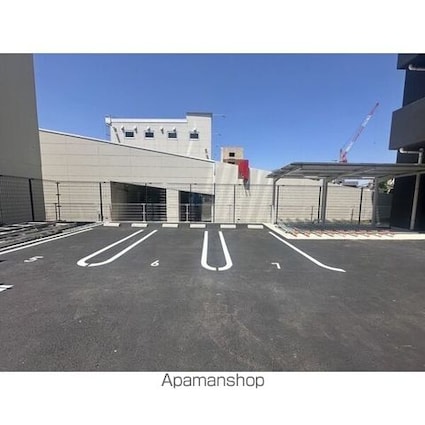 ディアレイシャス今池[1K/21.28m2]の駐車場1