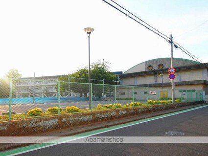 茨城県鹿嶋市宮中１丁目[1K/31.84m2]の周辺5