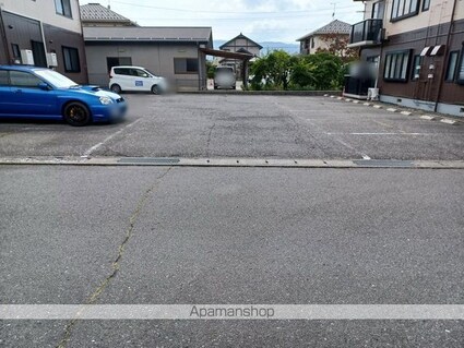 ＤＩＡＳ　ＯＡＮＡ　Ｄ棟[2K/42.6m2]の駐車場