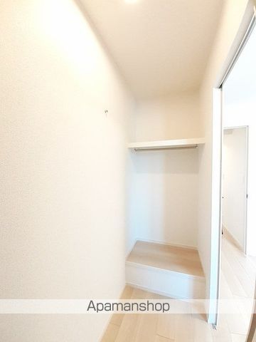 グリーン オレンジ Cの内装写真