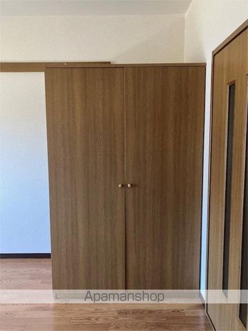 フェニーチェの内装写真