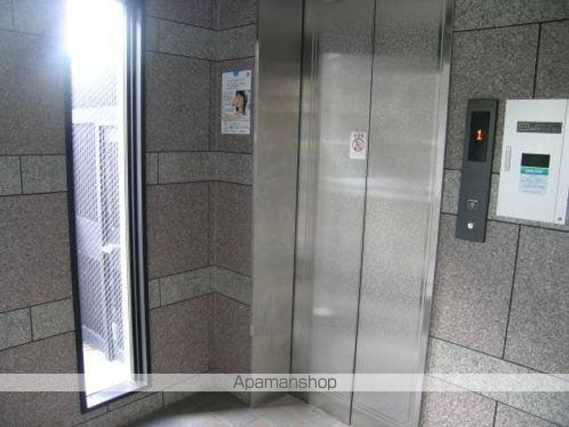 リードIN荒田の玄関写真