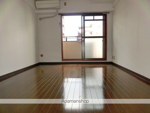 ライオンズマンション東本町第3の内装写真