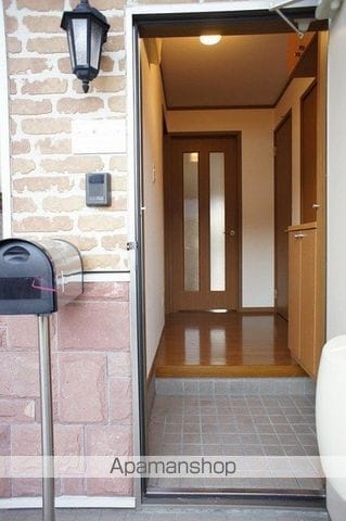 K・TエミネンスヒルズBの玄関写真
