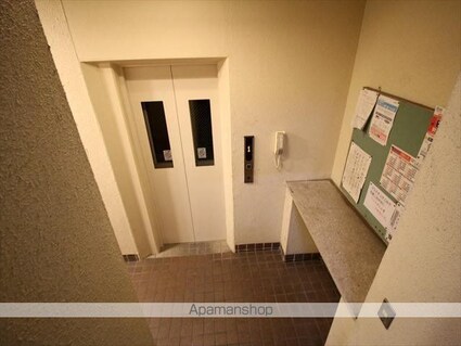 ＨＥＩＷＡＤＯＲＩ　ＦＬＡＴ[1R/21.47m2]のエントランス1