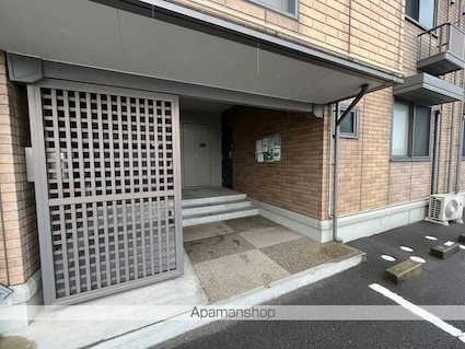 ジュネス針田　Ａ棟[2LDK/56.34m2]の共用部3
