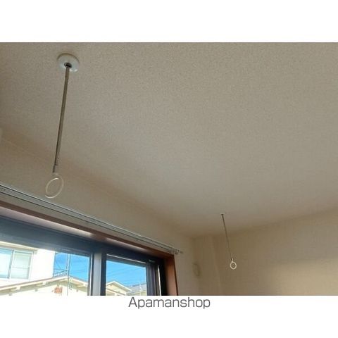 live adonis-IIの内装写真