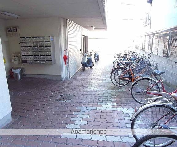 メゾンみやのまえの玄関写真