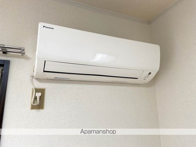 フレグランス西霞 C棟の内装写真