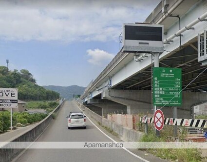 ベリーリーフ[1LDK/43.1m2]の周辺2