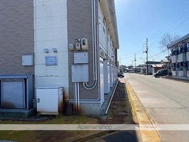 レオネクストエーデルハイムIIの玄関写真